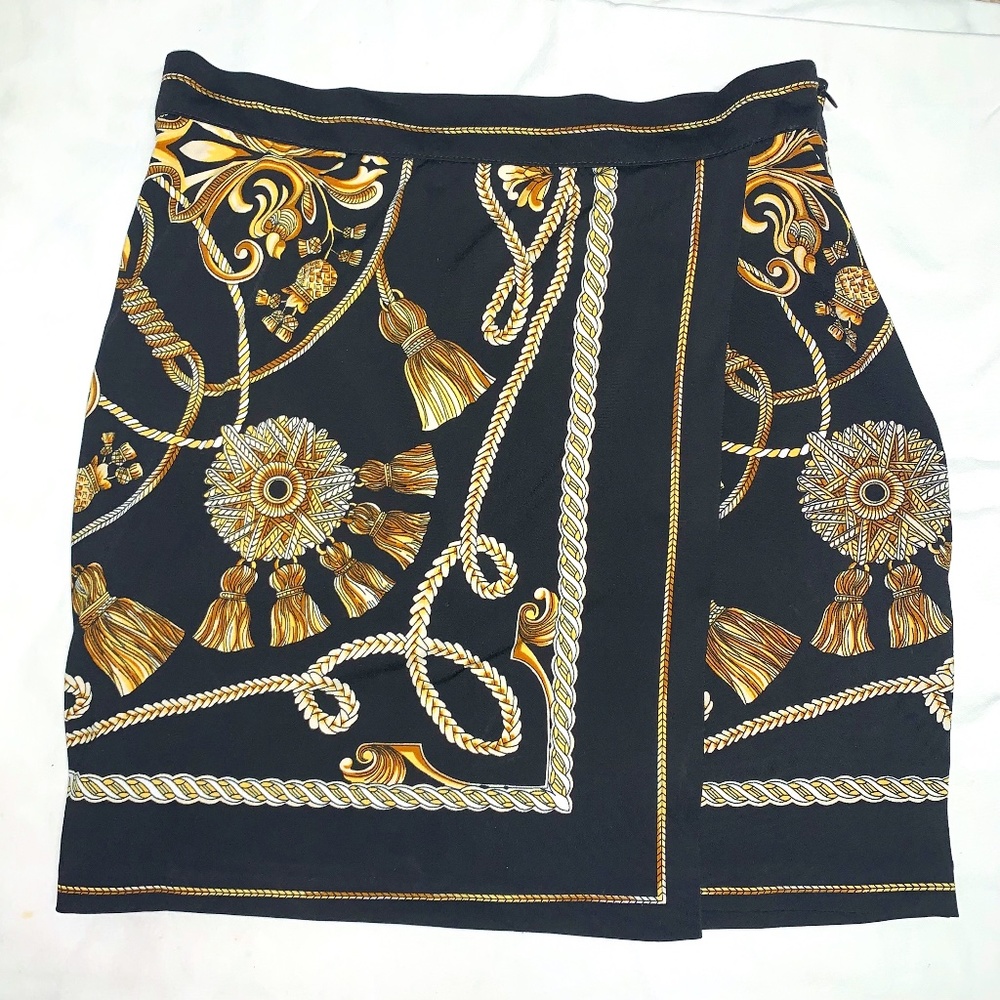 Caché printed skit. Size 4 NWT
